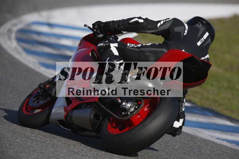 /Archiv-2024/02 29.01.-02.02.2024 Moto Center Thun Jerez/Gruppe gruen-green/20